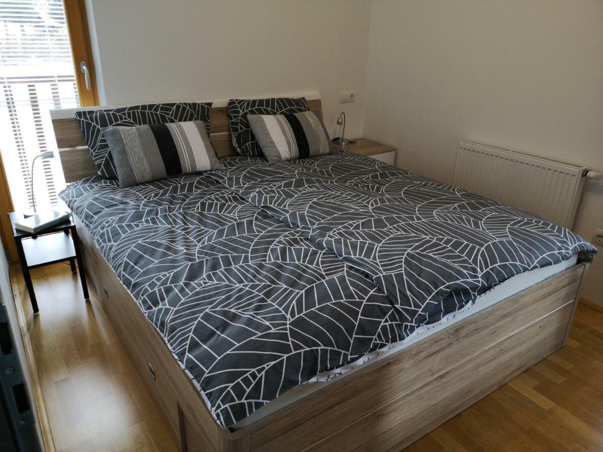 Apartma Lucijana Mojstrana Luaran gambar